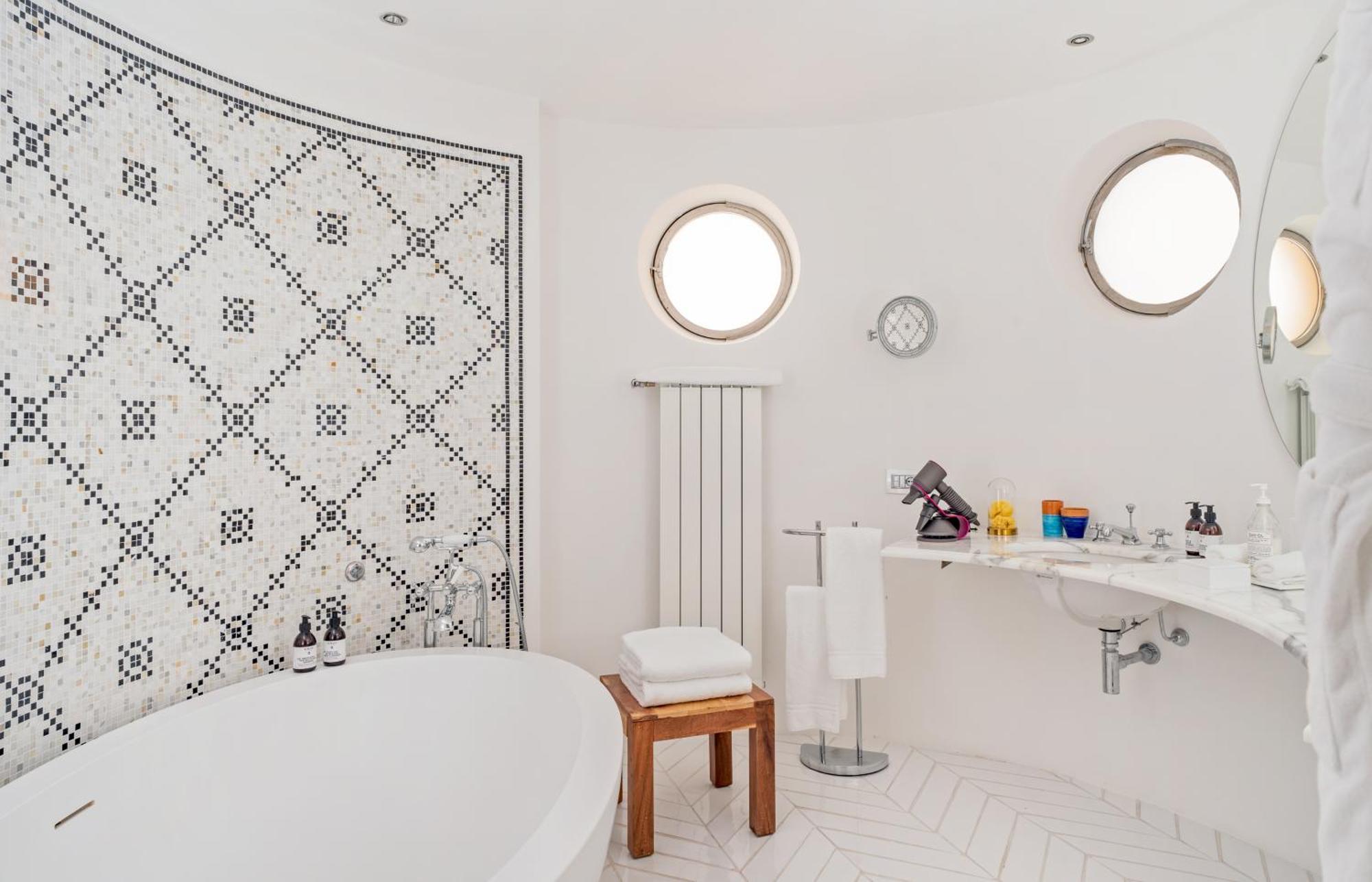 Suite com 2 Quartos